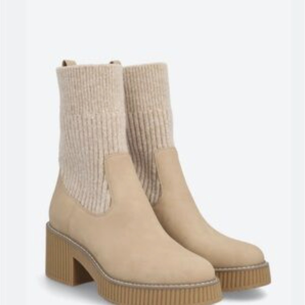 DV by Dolce Vita Daynger Heeled Chelsea Bootie